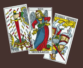 El ángel de la templanza con cartas de espadas