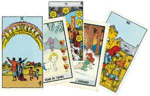 Ejemplos de cartas de tarot que incluyen en su ilustración un niño.