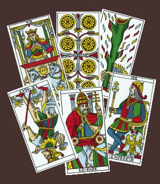 Tirada de tarot de éxito en los estudios