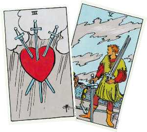 Los arcanos menores del 3 y 5 de espadas del tarot de Rider-Waite
